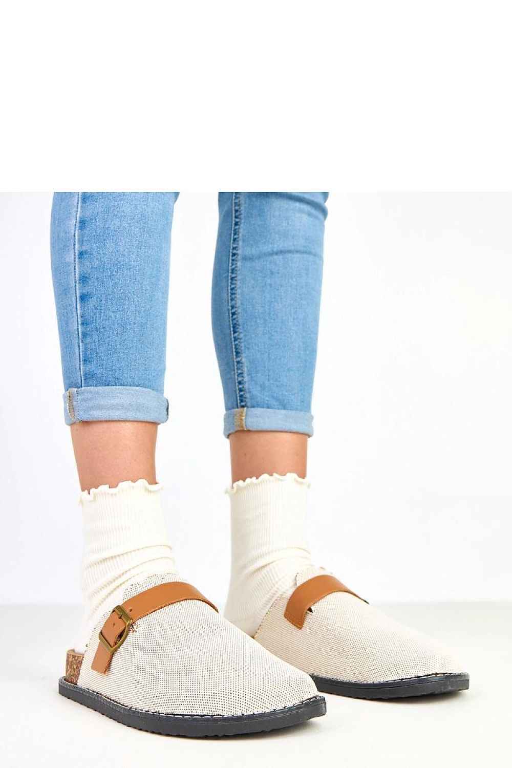 Slippers model 217919